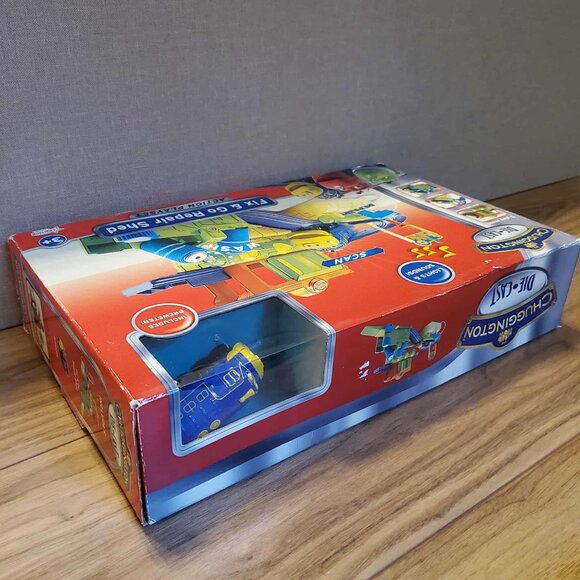 Chuggington Die-Cast Fix & Go Repair Shed Action Playset with Brewster Engine - Picture 2 of 5